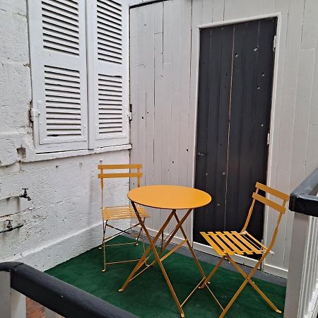 Studio Cosy Meuble, Terrasse Et Patio Pour Velo Rochefort  Eksteriør billede